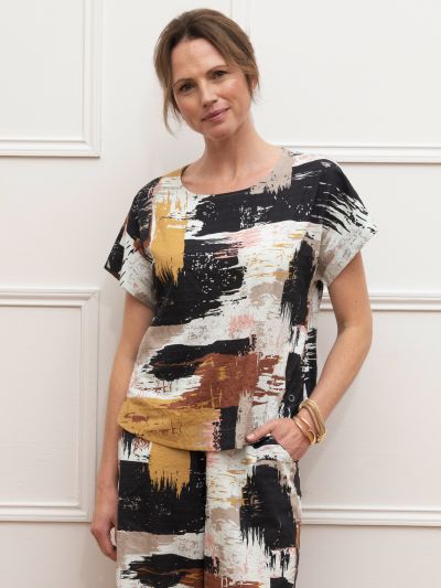 VIZ-A-VIZ Boutique Abstract Print Block Shell Top