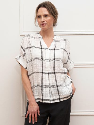 VIZ-A-VIZ Boutique Check Relaxed Fit Notch Neck Top