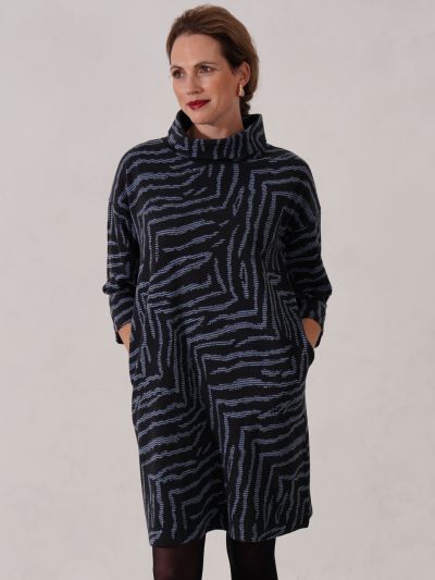 VIZ-A-VIZ Animal Print Dress