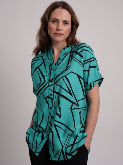 VIZ-A-VIZ Tribal Print Top