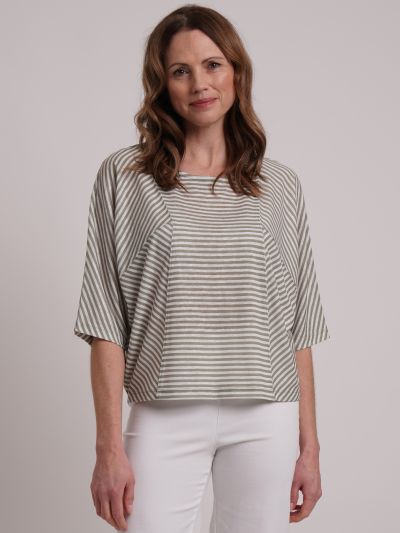 VIZ-A-VIZ Stripe Batwing Sleeve Top